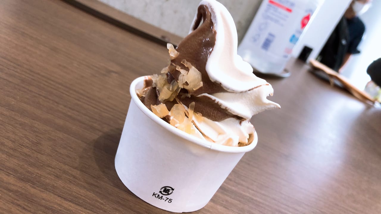 加茂水族館　くらげアイス　くらげソフトクリーム